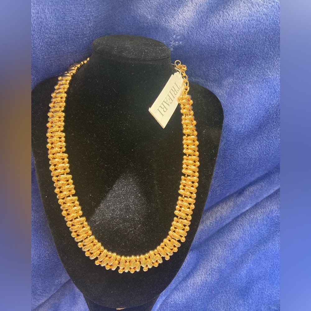 Trifari Choker Necklace - vintage
